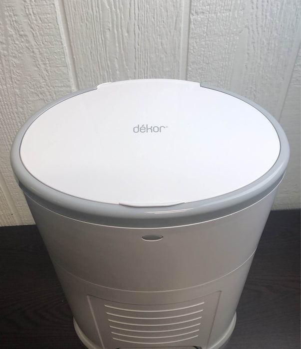 Shop Diaper Dekor Classic Diaper Pail, White at GoodBuy Gear