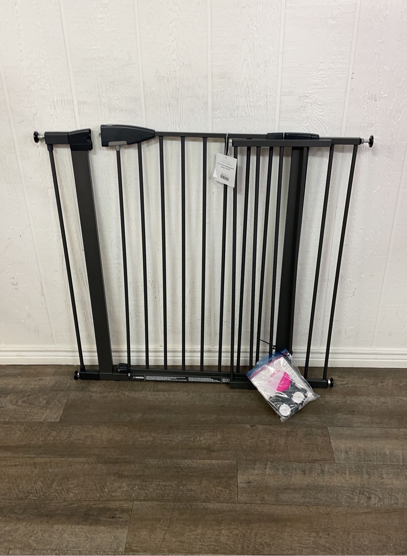 Munchkin easy close xl metal best sale baby gate