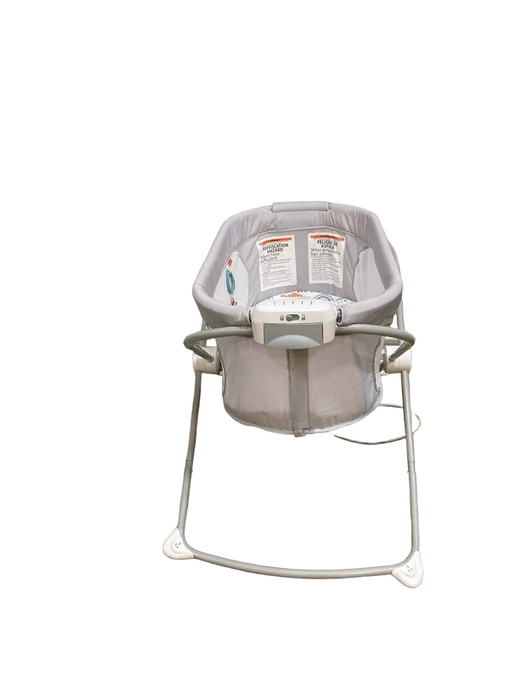 secondhand Fisher Price Soothing View Bassinet