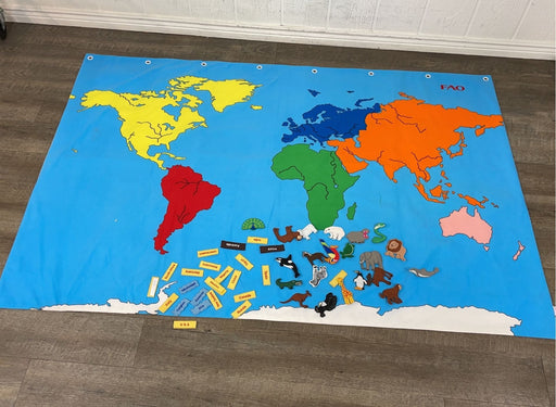 used FAO Schwarz Big World Map