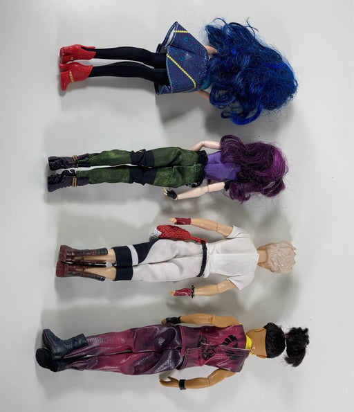 secondhand Disney Descendants Doll Set