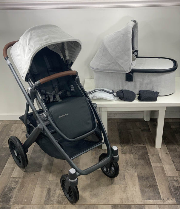 secondhand UPPAbaby VISTA V2 Stroller, 2022, Anthony (White & Grey Chenille)