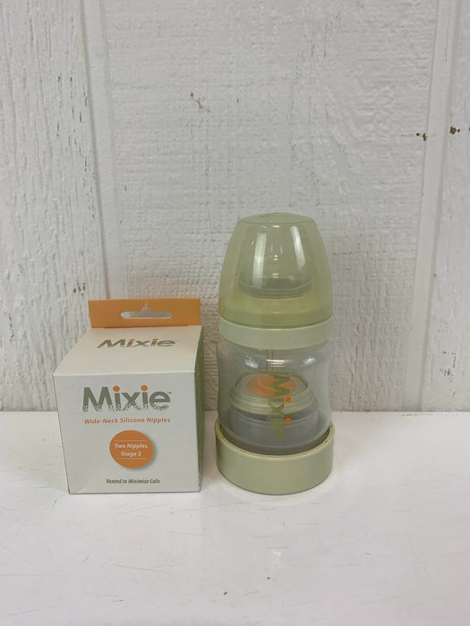 used BUNDLE Baby Bottles