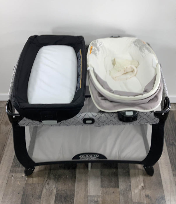 Shop Graco Pack 'n Play Newborn2Toddler, (42 Inches (H) x 28.5 Inches (W) x 36.5 Inches (D") at GoodBuy Gear
