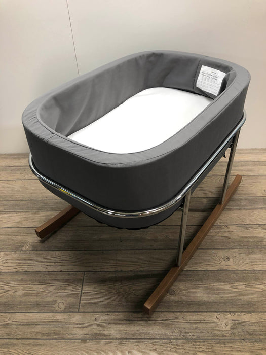 used Wonderfold Baby Bassinet Cradle