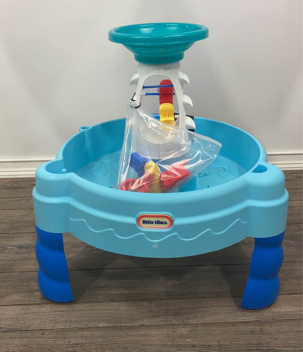 used Little Tikes Spinning Seas Water Table