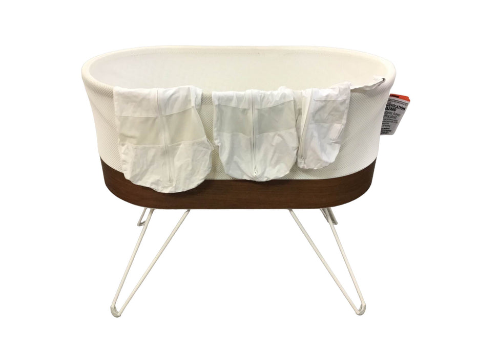 used Happiest Baby SNOO Smart Sleeper