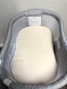 secondhand Halo Bassinest Swivel Sleeper Luxe Plus Series