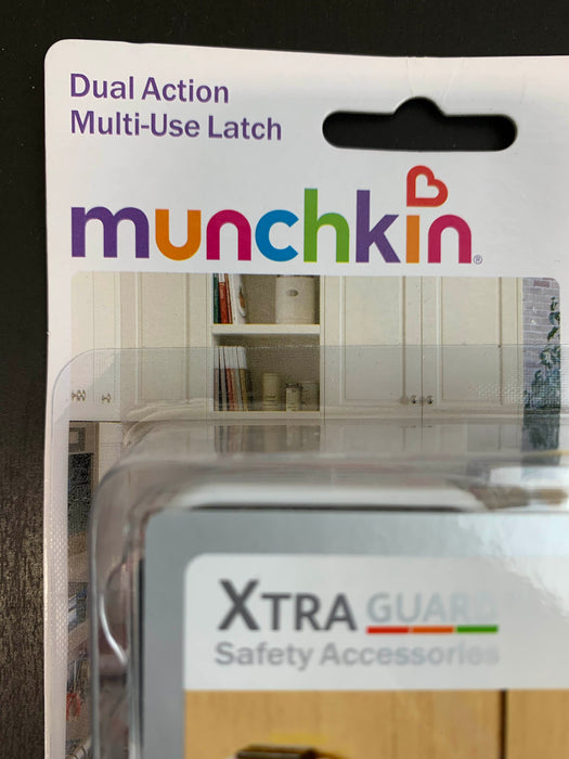 secondhand Munchkin Dual Action Multi-Use Latch