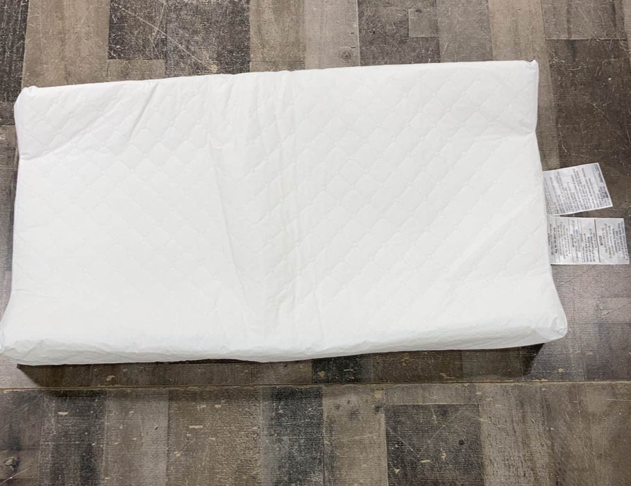 Shop Summer Infant Contoured Changing Pad at GoodBuy Gear