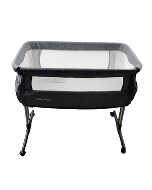 Mika micky hotsell bedside bassinet