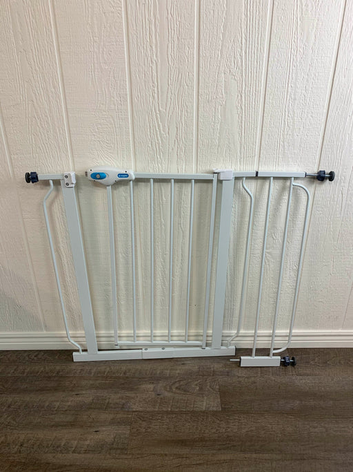 used Regalo Easy Step Gate