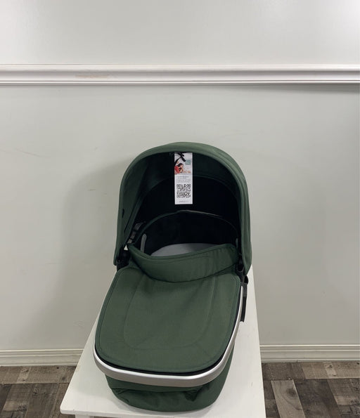 used Joolz Hub Bassinet, Marvelous Green 2021