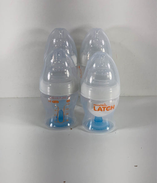 used BUNDLE Munchkin Latch Bottles