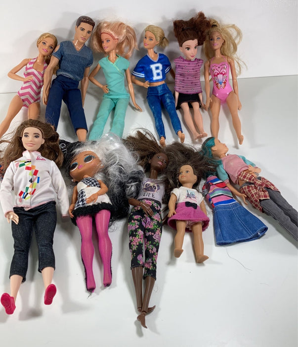 secondhand BUNDLE Dolls