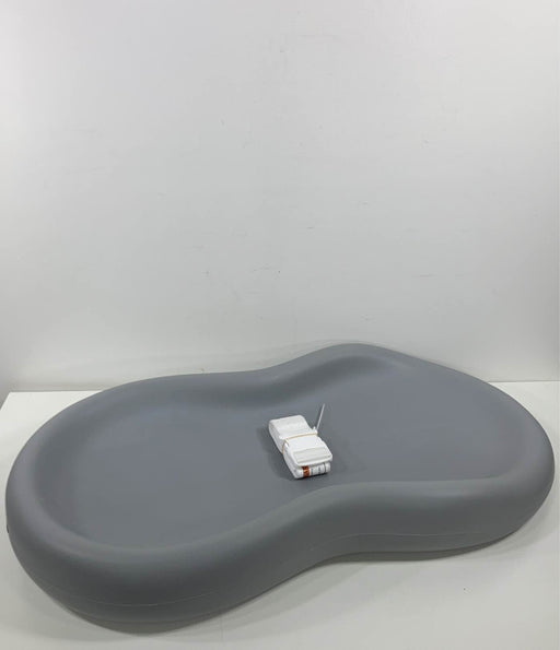 used Keekaroo Peanut Changing Pad, Grey