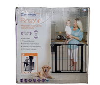 secondhand Dreambaby Boston Auto Close Security Gate