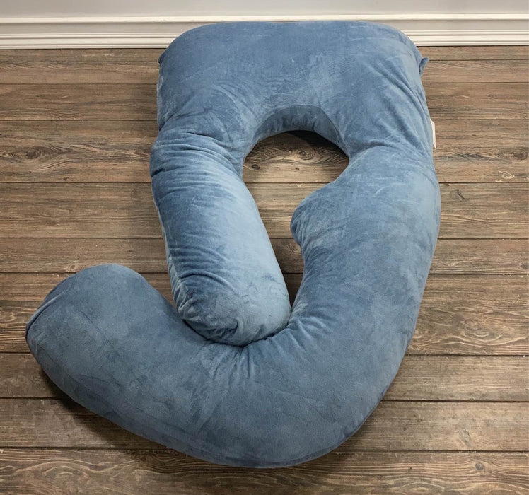 used Chilling Home C-Shaped Pregnancy Pillow