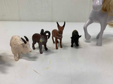 secondhand BUNDLE Animal Toys