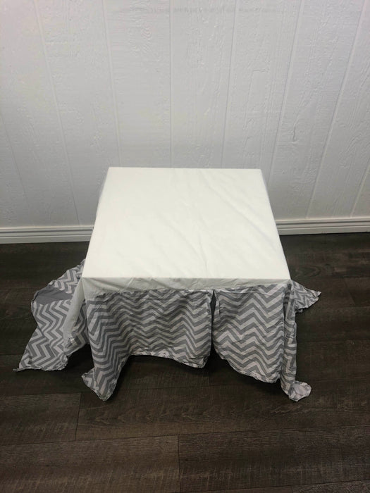 used Circo Mini Crib Skirt