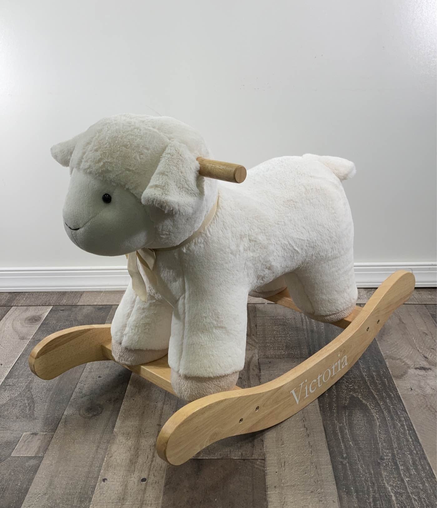 Pottery barn 2025 kids lamb rocker