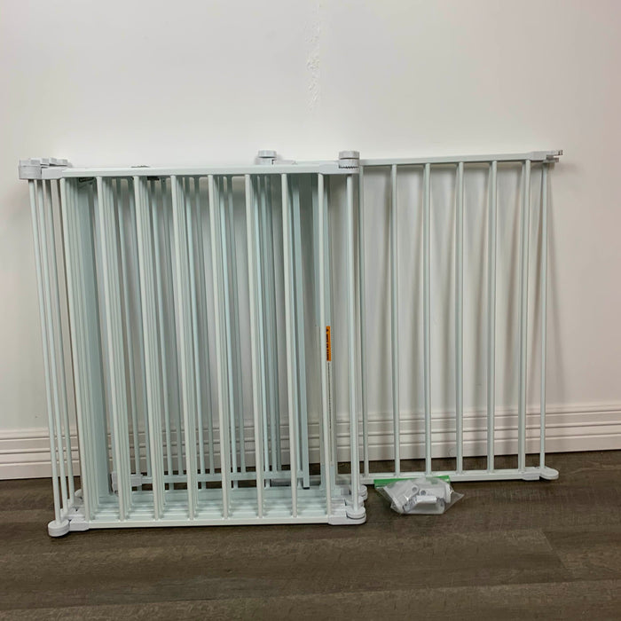 secondhand Regalo Super Wide Baby Gate And Play Yard