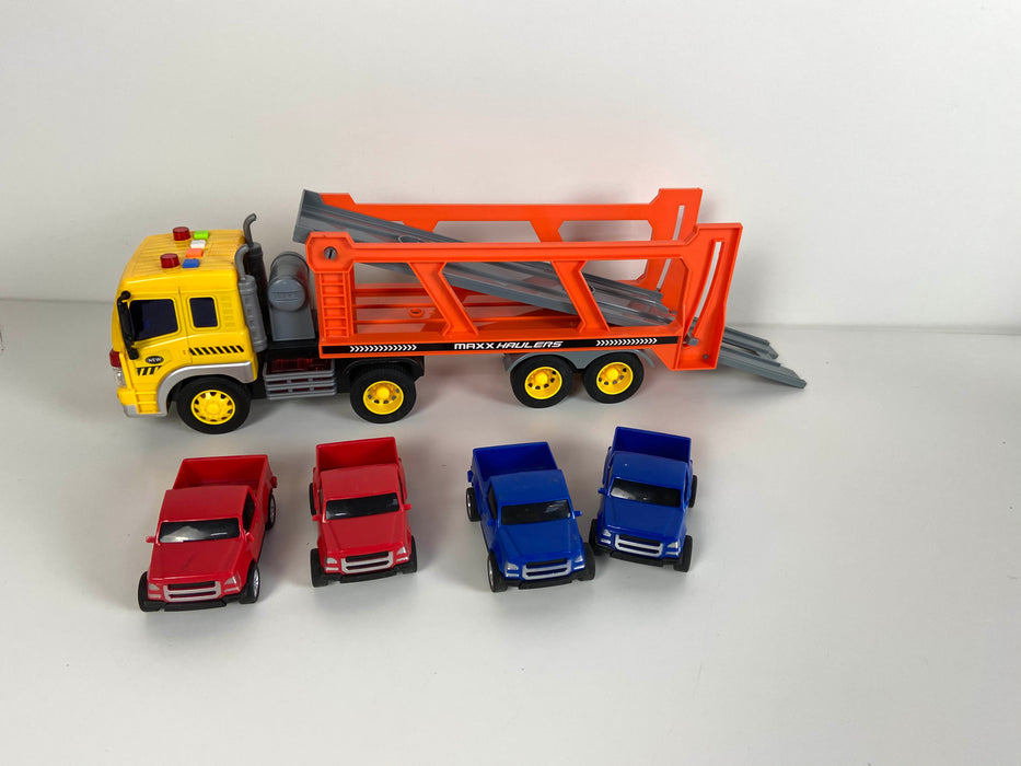 used Sunny Days Long Hauler Carrier Playset