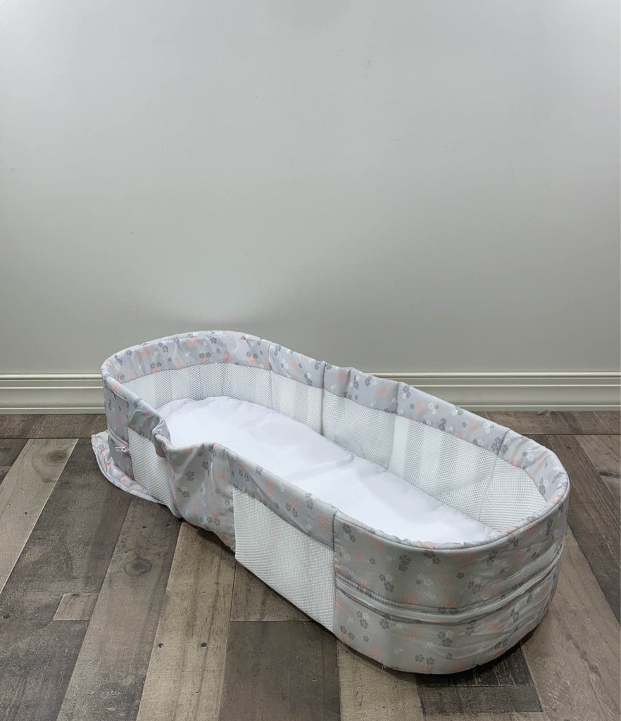 Baby Delight Snuggle Nest Dream Lounger, Grey Flowers