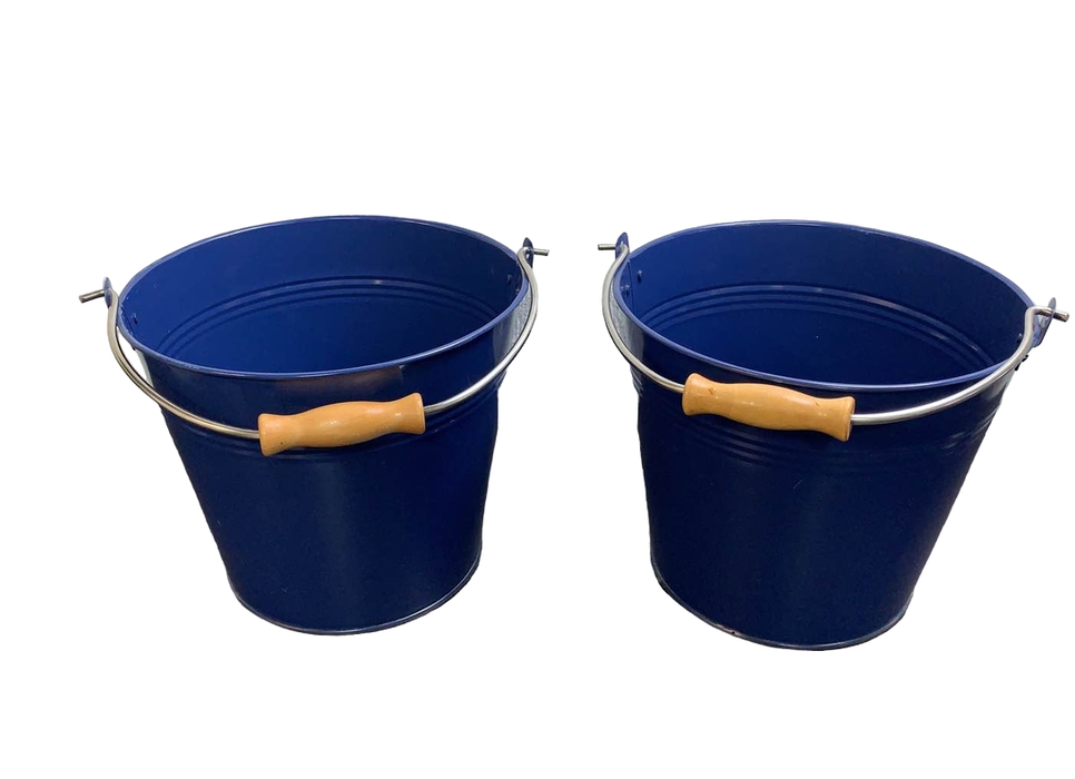 used BUNDLE Metal Buckets