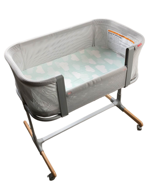  Skip Hop Cozy-Up 2-in-1 Bedside Sleeper Grey and
