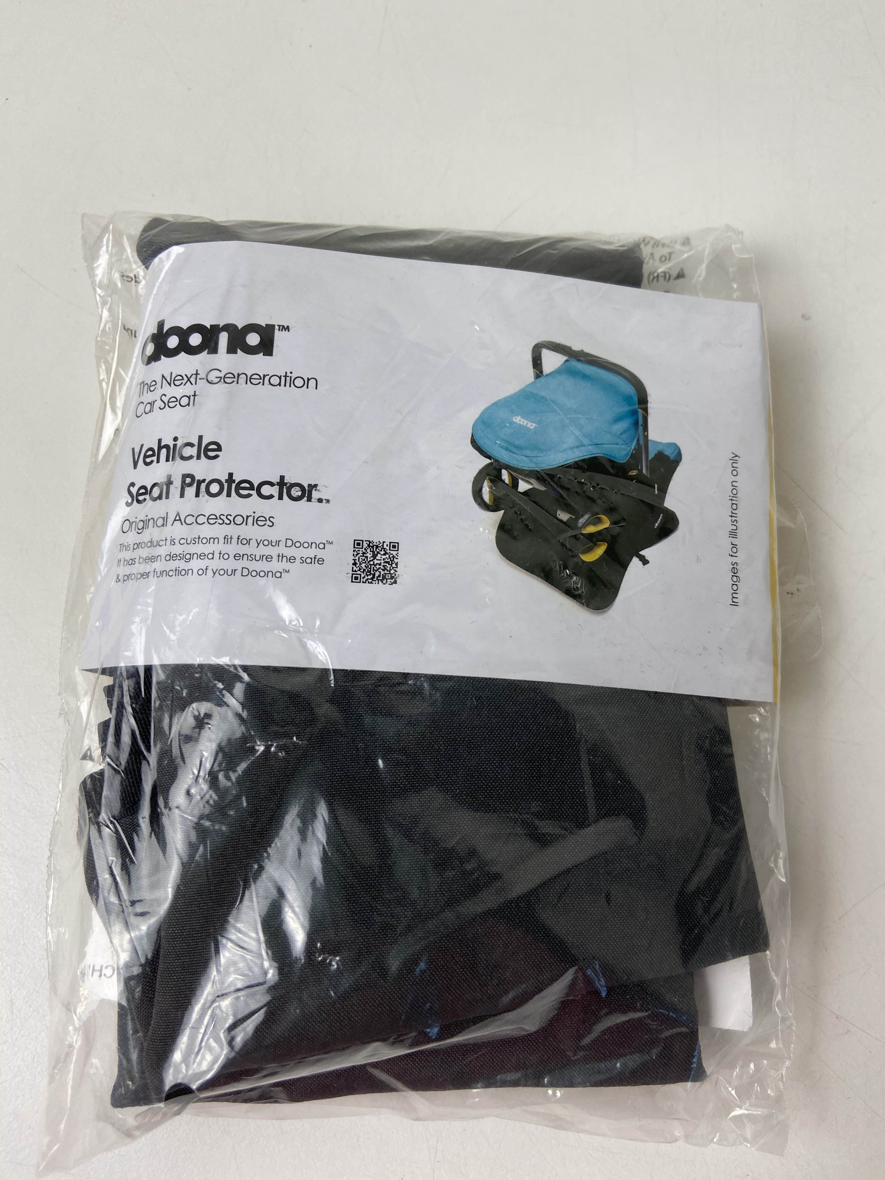 Doona vehicle seat sales protector