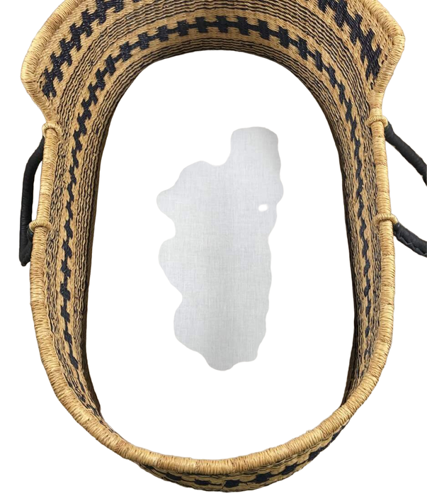 Shop Design Dua Natural Bilia Bassinet, Midnight Cross at GoodBuy Gear
