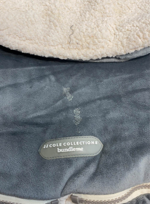 secondhand JJ Cole Original Bundleme, Infant