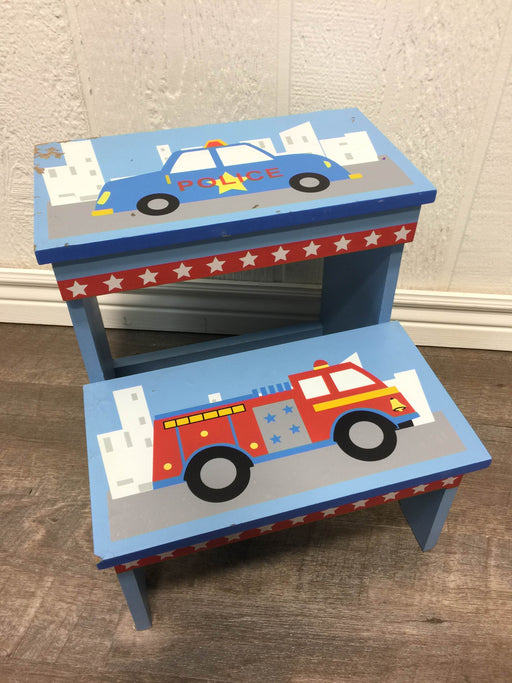 used PT Kids Step Stool