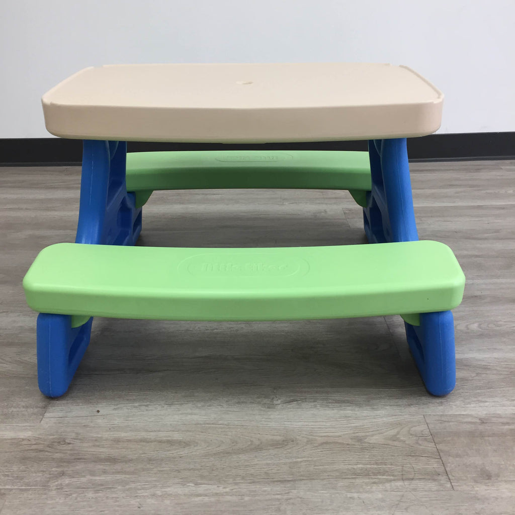 Little Tikes Easy Store Picnic Table