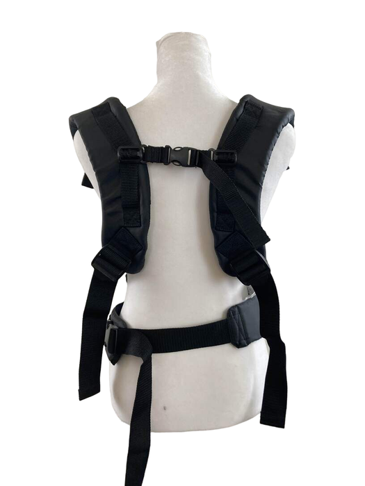 secondhand Infantino Flip 4-in-1 Convertible Carrier