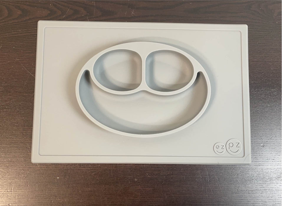 Shop ezpz Happy Mat, Grey at GoodBuy Gear