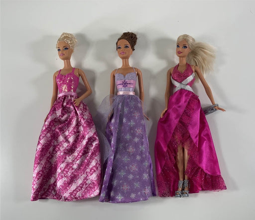 used BUNDLE Barbies