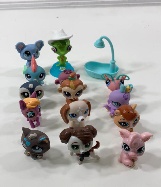 used BUNDLE Littlest Pet Shop Toys