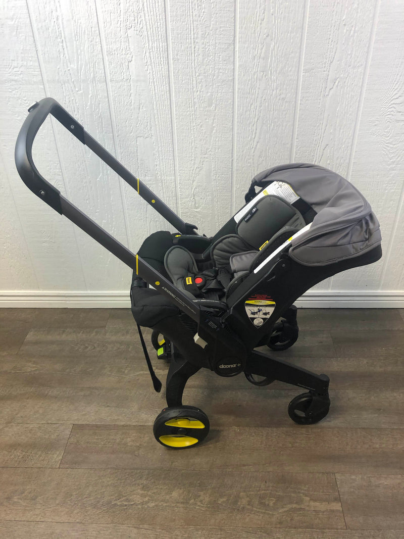 Doona Infant Car Seat & Stroller Combo, 2019, Greyhound