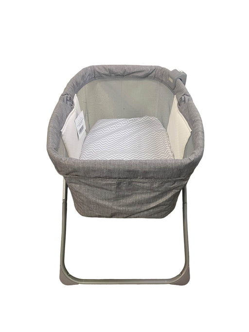 secondhand Evenflo Portable Bassinet