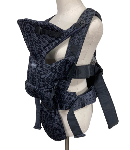 used BabyBjorn Baby Carrier Free, Anthracite/Leopard 3D Mesh