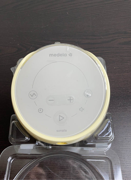 Shop Medela Sonata Double BreastPump Kit And Accessories at GoodBuy Gear