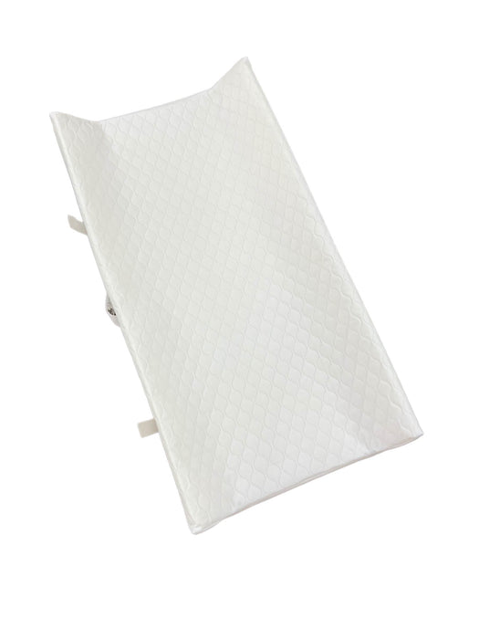 Shop Contoured Changing Pad at GoodBuy Gear