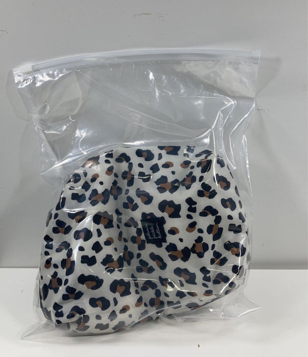 secondhand Petunia Pickle Bottom Sip Double Bottle Pouch, Leopard