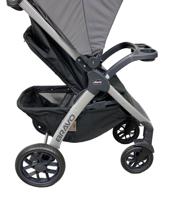 secondhand Chicco Bravo Stroller, 2023