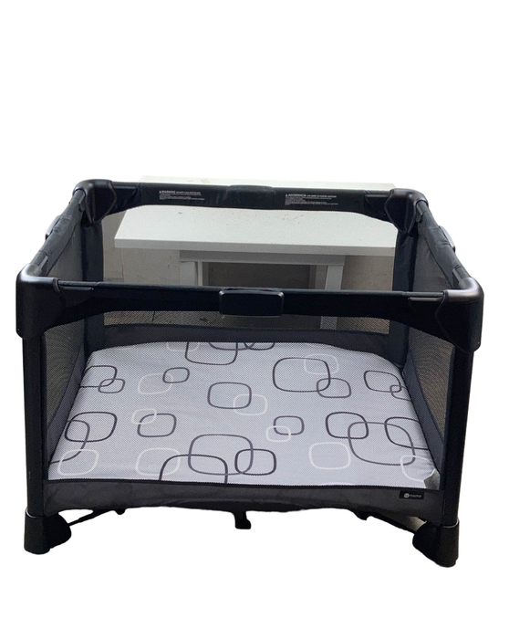 used 4moms Breeze Playard Plus, 1039