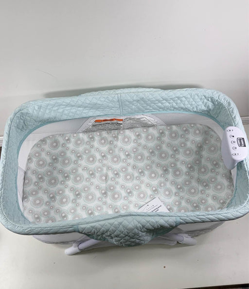 secondhand Delta Children Simmons Kids Ultra-Compact Travel Bassinet