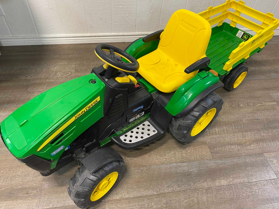 used Peg Perego John Deere Ground Force Tractor with Trailer