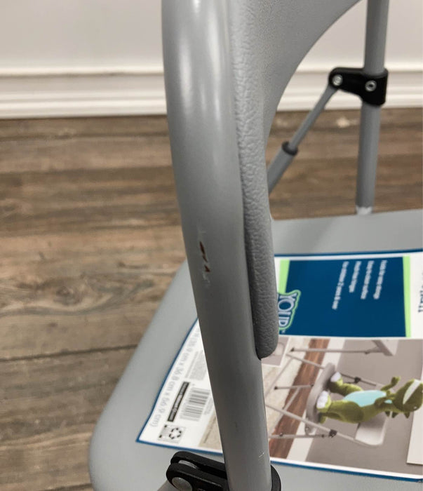 used Your Zone Kids’ Folding Chair